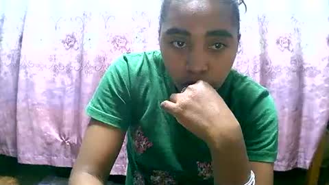 Snapshot of rephaleta chatting on July 28, 2026, 11:17 am Rephaleta online show from July 28, 2026, 11:17 am