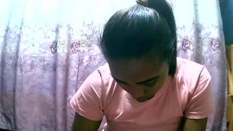 Snapshot of rephaleta chatting on August 4, 2026, 10:51 am Rephaleta online show from August 4, 2026, 10:51 am