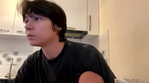 Snapshot of respirra chatting on October 28, 2025, 8:40 am Aiqo online show from October 28, 2025, 8:40 am