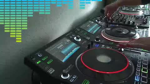 GearPorn online show from October 26, 2025, 7:42 pm