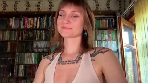 Snapshot of retromarie chatting on June 22, 2026, 3:09 pm Rie online show from June 22, 2026, 3:09 pm