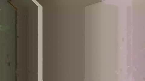 Rexa y blade  online show from September 15, 2025, 4:07 pm