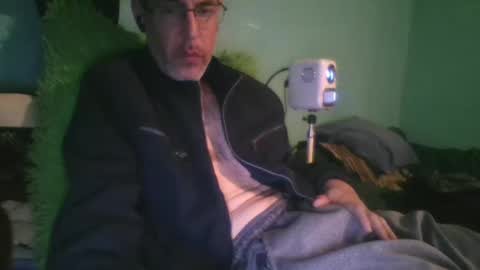 Snapshot of reyes_albert2006 chatting on December 26, 2024, 7:03 am reyes_albert2006 online show from December 26, 2024, 7:03 am