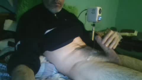 Snapshot of reyes_albert2006 chatting on January 25, 2025, 7:39 pm reyes_albert2006 online show from January 25, 2025, 7:39 pm