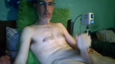 reyes_albert2006 online show from June 20, 2026, 9:23 am