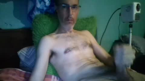 Snapshot of reyes_albert2006 chatting on August 7, 2026, 6:32 pm reyes_albert2006 online show from August 7, 2026, 6:32 pm