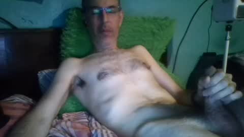 Snapshot of reyes_albert2006 chatting on August 9, 2026, 7:41 pm reyes_albert2006 online show from August 9, 2026, 7:41 pm