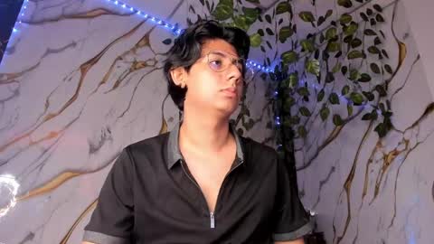 reylatino24 online show from May 30, 2026, 5:10 pm