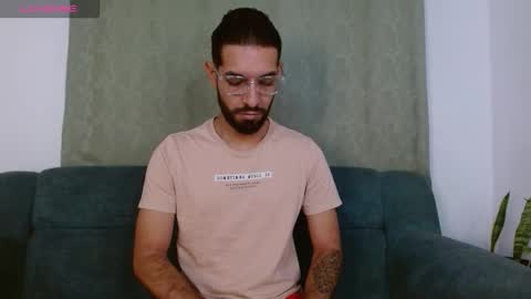 REY PABLO Independent online show from September 14, 2025, 2:49 pm