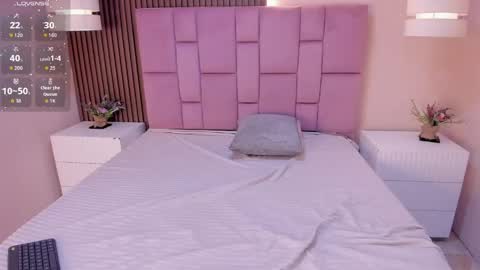 Reze  online show from April 18, 2026, 7:58 pm