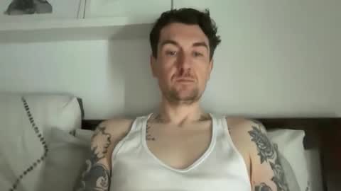 Snapshot of rfcolin chatting on October 22, 2025, 5:52 am rfcolin online show from October 22, 2025, 5:52 am