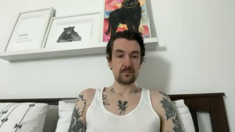 Snapshot of rfcolin chatting on June 16, 2026, 3:53 am rfcolin online show from June 16, 2026, 3:53 am