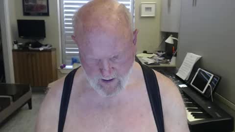 Snapshot of rfreitag01 chatting on June 4, 2026, 7:09 pm rfreitag01 online show from June 4, 2026, 7:09 pm