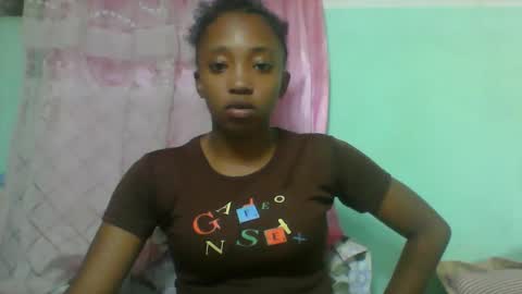 Snapshot of rhesa404090 chatting on February 22, 2026, 5:22 pm rhesa404090 online show from February 22, 2026, 5:22 pm