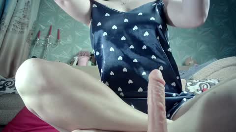 ria_32 online show from December 16, 2024, 2:47 am