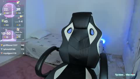 Snapshot of riana_kean chatting on February 27, 2025, 4:20 am RianaK online show from February 27, 2025, 4:20 am