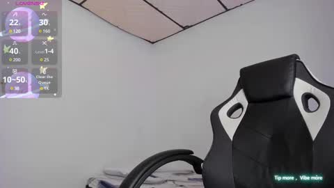 Snapshot of riana_kean chatting on March 1, 2025, 9:48 pm RianaK online show from March 1, 2025, 9:48 pm