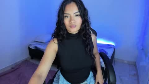 Snapshot of riana_kean chatting on March 10, 2025, 2:39 am RianaK online show from March 10, 2025, 2:39 am