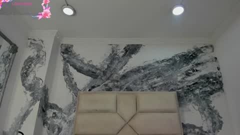 Snapshot of rianamanson chatting on October 12, 2025, 9:14 pm Riana online show from October 12, 2025, 9:14 pm