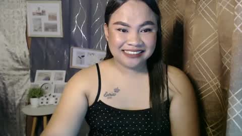 Snapshot of ricahotasain_05 chatting on February 10, 2025, 10:20 am Rica online show from February 10, 2025, 10:20 am