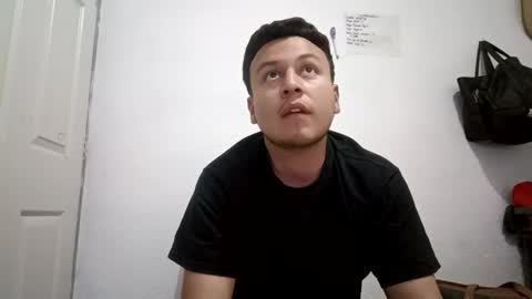 ricardogarcia21 online show from January 27, 2025, 2:31 am