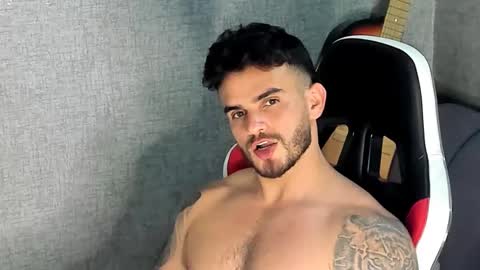 ricardogonzalez666 online show from September 18, 2025, 11:51 pm