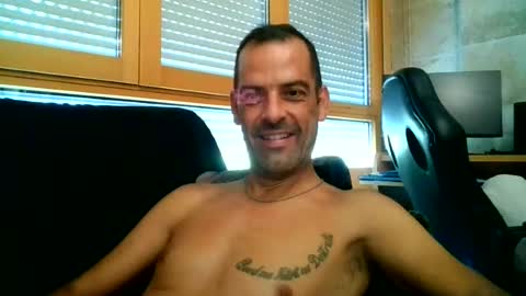 Snapshot of ricardohawtin chatting on July 25, 2026, 2:03 pm ricardohawtin online show from July 25, 2026, 2:03 pm