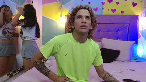 rich and kitty  online show from February 26, 2025, 4:25 am