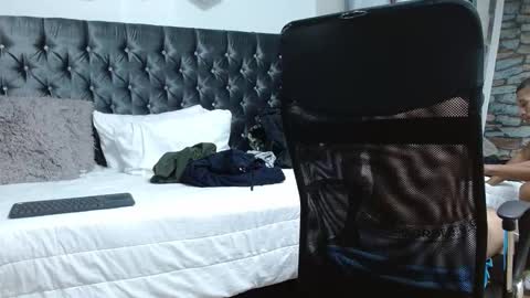 richar_voller online show from March 11, 2025, 3:02 pm