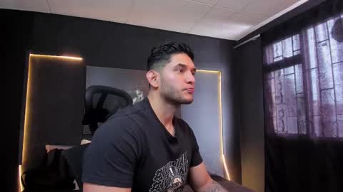 Snapshot of richard_milleer chatting on September 20, 2025, 2:18 pm Ricardo online show from September 20, 2025, 2:18 pm