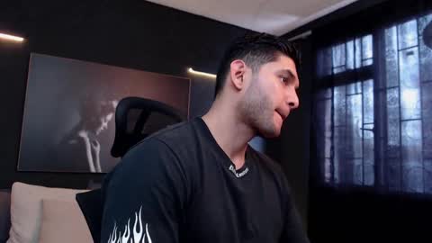 Snapshot of richard_milleer chatting on September 27, 2025, 2:44 pm Ricardo online show from September 27, 2025, 2:44 pm