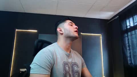 Snapshot of richard_milleer chatting on October 2, 2025, 1:40 pm Ricardo online show from October 2, 2025, 1:40 pm