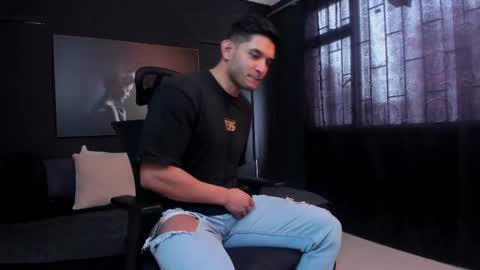 Snapshot of richard_milleer chatting on October 11, 2025, 4:05 pm Ricardo online show from October 11, 2025, 4:05 pm