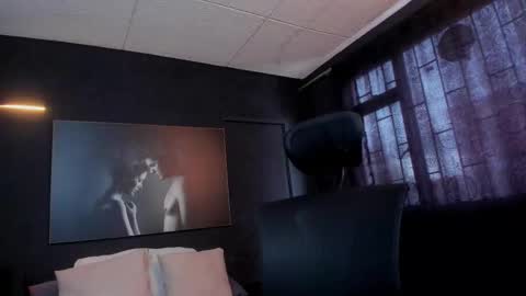 Snapshot of richard_milleer chatting on October 14, 2025, 1:45 pm Ricardo online show from October 14, 2025, 1:45 pm