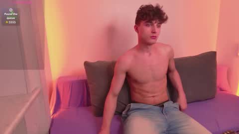 Richard online show from December 17, 2025, 3:29 pm