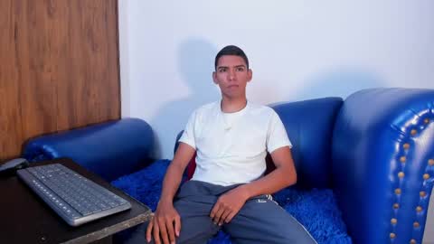 Snapshot of richardman_ chatting on June 9, 2026, 11:11 am Richard online show from June 9, 2026, 11:11 am