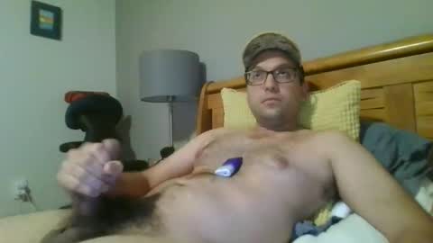 Snapshot of richarosky1 chatting on April 29, 2026, 12:59 am richarosky1 online show from April 29, 2026, 12:59 am