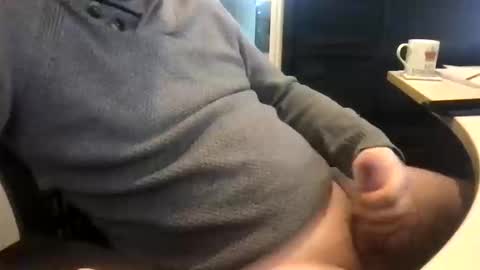 Snapshot of richgeezer20 chatting on March 10, 2026, 9:36 am richgeezer20 online show from March 10, 2026, 9:36 am