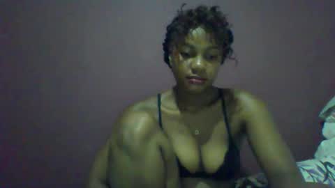 ricie001 online show from April 25, 2026, 1:41 pm