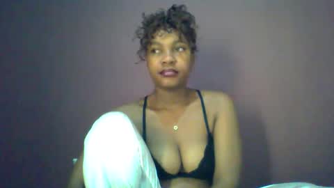 Snapshot of ricie001 chatting on June 8, 2026, 1:11 pm ricie001 online show from June 8, 2026, 1:11 pm