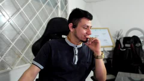 Snapshot of rick_diesel chatting on December 29, 2024, 4:59 am Rick Diesel online show from December 29, 2024, 4:59 am