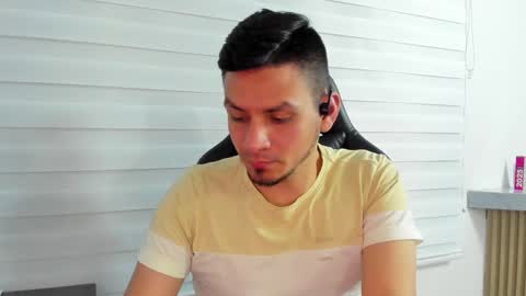 Snapshot of rick_diesel chatting on February 5, 2025, 6:02 am Rick Diesel online show from February 5, 2025, 6:02 am