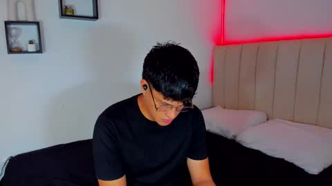 Snapshot of rick_shellby chatting on April 6, 2026, 9:43 am Rick online show from April 6, 2026, 9:43 am