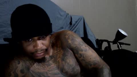 Snapshot of rickavelli chatting on October 22, 2025, 10:15 am Rick online show from October 22, 2025, 10:15 am