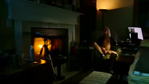 PINK HOLE TWINK online show from January 14, 2025, 2:29 am