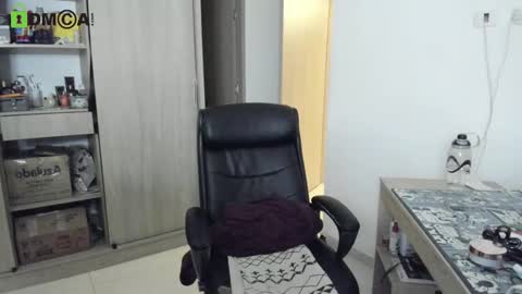 RickyDicot 13 online show from September 19, 2025, 2:13 am