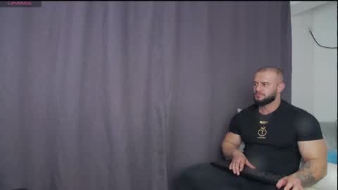 Snapshot of rickymiami1 chatting on November 15, 2025, 12:45 pm rickymiami1 online show from November 15, 2025, 12:45 pm