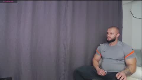 Snapshot of rickymiami1 chatting on November 16, 2025, 6:02 pm rickymiami1 online show from November 16, 2025, 6:02 pm