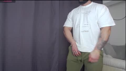 Snapshot of rickymiami1 chatting on February 9, 2026, 6:23 pm rickymiami1 online show from February 9, 2026, 6:23 pm