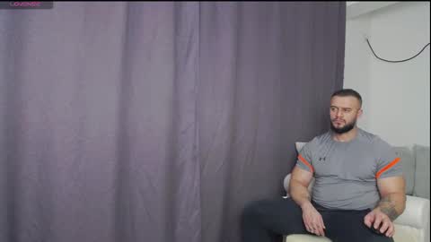 Snapshot of rickymiami1 chatting on February 18, 2026, 7:54 pm rickymiami1 online show from February 18, 2026, 7:54 pm